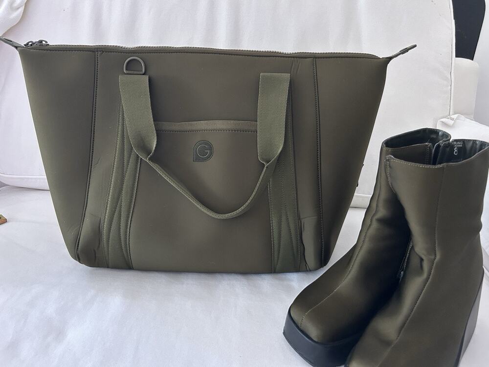Quince All Day Neoprene Duffle Bag Olive Green No Strap